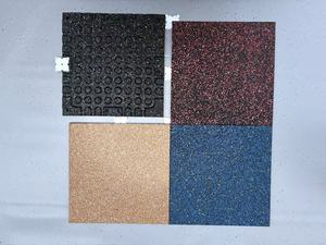 Piastrelle in Gomma EPDM Personalizzate, Spessore 25mm, Macchie Colorate, Ecologiche, Antiscivolo, Impermeabili, per Pavimentazione Esterna e Palestre - Product Image 2