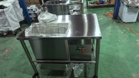 Grande table de panure électrique en acier inoxydable avec filtre à brosse pour la friture profonde de viandes, fruits de mer et le revêtement de panure de pain