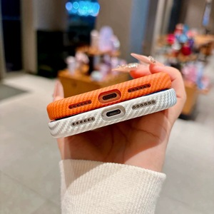 Coque de téléphone magnétique en <span class=keywords><strong>fibre</strong></span> de carbone avec protection d'objectif en métal pour iPhone 17 Pro Max, étui de protection intégral en PC pour iPhone 17 Pro - Product Image 4