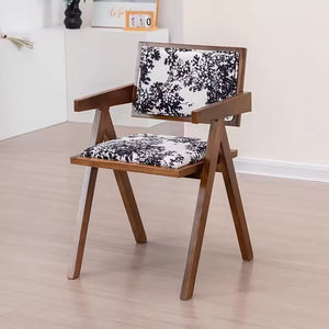 Fauteuil moderne en bois massif avec dossier à motifs et coussin vert pour salon, salle à manger et bistrot - Product Image 6