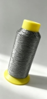Fil à coudre, fil à broder, 100% polyester, 100 couleurs - Noir, blanc, rouge, gris, jaune, bleu, rose, vert, violet