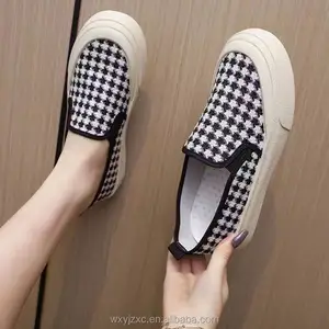 New Arrival Women' Flat Shoes Slip-on Walking Style of Shoes Top Fashion Casual Shoes Women Zapatillas Tennis Mujer