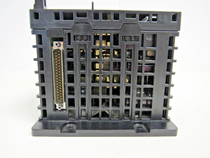 Modules d'alimentation redondante série Experion PKS en versions TC-PRR021/TC-PRR011/TC-PRR031 - Product Image 2