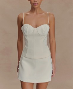 Elegante Conjunto de Top Corto con Tirantes Finos y Detalle de Botones para Mujer, Color Sólido, Primavera Verano - Product Image 1