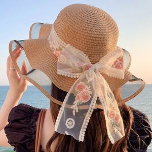 Chapeau de ruban de fleur d'été pour femmes avec style rayé en gros paille et fourrure à grand bord pour les vacances en bord de mer et dentelle douce - Product Image 1
