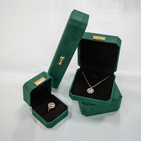 Boîte à bijoux en velours vert personnalisable de luxe Everwin, forme rectangulaire, motif carré, organisateur de rangement pour collier et boucles d'oreilles, modèle