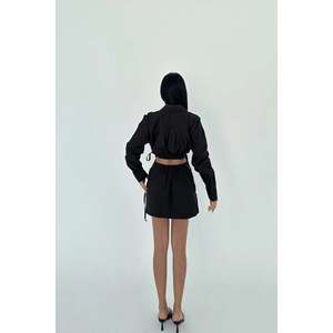 Costume formel noir avec jupe à boutons - Product Image 1