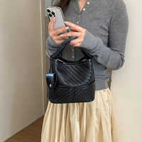Sac à main portable tissé à la main pour femme, sac à bandoulière multi-poches, sac à main pour le bureau, les fêtes et l'usage quotidien