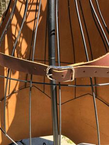 Delantales de trabajo personalizados con bolsillo para herramientas Delantal de cuero de alta calidad Cocina Delantales de cuero multiusos - Product Image 5