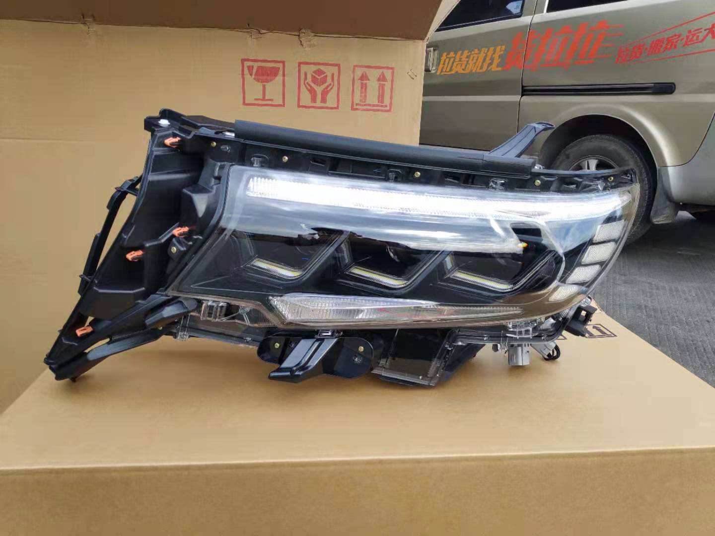 ธรรมชาติสีขาว