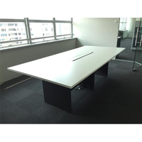 Tables de réunion en pierre artificielle avec écran 8 places moniteur Flip pour table de salle de conférence