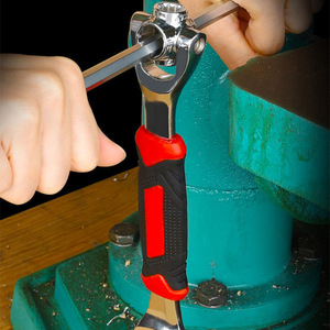 Clé universelle rotative à 360 degrés, outil multifonction pour la réparation automobile et les travaux domestiques - Product Image 3