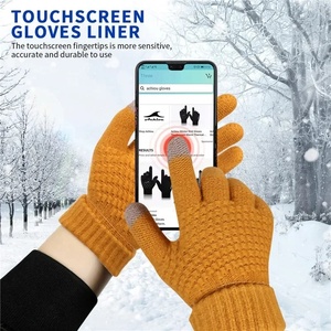 Gants à Doigts Complets pour Femmes et Hommes avec Technologie d'Écran Tactile, Moufles d'Hiver Chaudes en Tricot Jacquard, Style Classique - Product Image 3