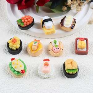 Nouveau style <span class=keywords><strong>japonais</strong></span> : Miniatures <span class=keywords><strong>de</strong></span> nourriture simulée, modèle <span class=keywords><strong>de</strong></span> sushi en résine, cabochon plat peint à <span class=keywords><strong>la</strong></span> main pour <span class=keywords><strong>la</strong></span> création <span class=keywords><strong>de</strong></span> boucles d'oreilles et bracelets DIY - Product Image 6