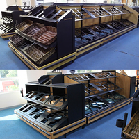 Supermarkt schappen, groente- en fruitrekken, houten winkelrekken, stalen en houten schappen, displays, legplanken