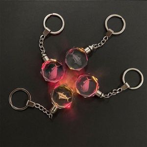 Porte-clés en cristal personnalisé avec logo sur mesure, haute définition, durable, vente en gros, souvenir familial, multicolores, LED renforcé - Product Image 1