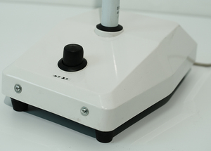 Lámpara de Examen Médica LED Portátil Ajustable de Larga Duración, Venta Directa de Fábrica, para Uso en Clínicas y Hospitales - Product Image 3