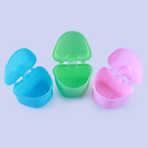 Vendita Calda: Portaprotesi Dentale, Custodia per Apparecchi Ortodontici, Contenitore Protettivo per Denti Finti - Product Image 3