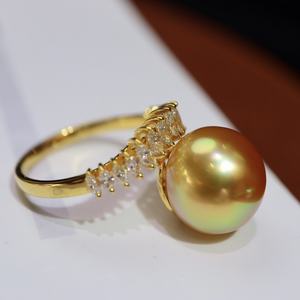 Anillo de Diamante Natural de Ojo de Caballo de 12.2mm, Diseño de Corona Impecable con Cuentas de Oro, Comparable a los Anillos Finos de Arcoíris de Agua de Mar - Product Image 1