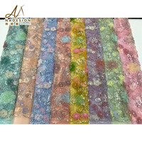 Tissu en dentelle brodée de fleurs 3D de haute qualité, tissu en maille à paillettes bleu OEM pour robe de soirée et robe de mariée