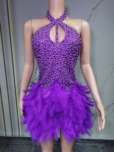 Robe <span class=keywords><strong>de</strong></span> Noël blanche style <span class=keywords><strong>pie</strong></span> pour femme, sexy, à épaules dénudées, avec plumes et décolleté drapé - Product Image 6