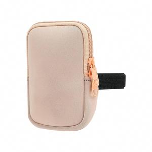Pochette universelle réglable en polyester isolé pour bouteille d'eau et accessoires de tasse, taille parfaite pour tous les téléphones - Product Image 3