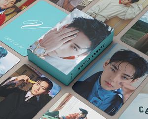 KPOP <span class=keywords><strong>Idol</strong></span> 55 unids/caja Bangtan Boys V revista <span class=keywords><strong>Taehyung</strong></span> láser Photocard holográfica Lomo Tarjeta de fotos - Product Image 5