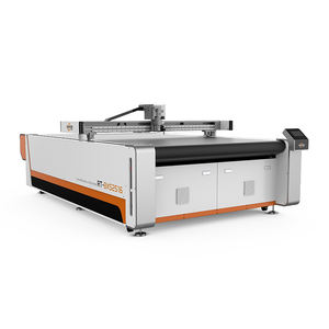 Machine de découpe numérique CNC à plat intelligente avec capture automatique des couteaux et nesting pour cuir véritable, dotée d'un moteur de 9KW et d'une pompe, à prix compétitif - Product Image 1