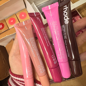 Baume à lèvres liquide hydratant longue durée haute qualité, effet minéral, waterproof, multi-couleurs, format voyage, enrichi en peptides – Meilleure vente - Product Image 1