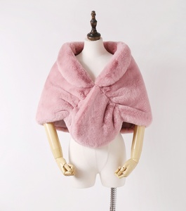 Châle Cape en Fausse Fourrure pour Femme, Écharpe Épaule en Peluche Élégante pour Mariage Hivernal, Soirée Nuptiale, Étole, Couleurs Personnalisées en Gros - Product Image 4