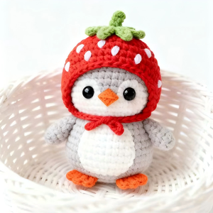 <span class=keywords><strong>Llavero</strong></span> de pingüino de ganchillo hecho a mano al por mayor, muñeco de pingüino <span class=keywords><strong>amigurumi</strong></span> de la serie de frutas de dibujos animados, para recuerdos de fiesta - Product Image 1