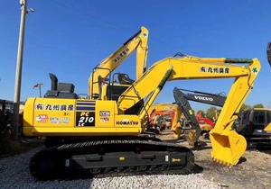 Excavateur sur chenilles PC210-8 Komatsu d'occasion pour la construction Origine japonaise Bon état Prix bas Caractéristiques de Shanghai Pompe à moteur à noyau - Product Image 3