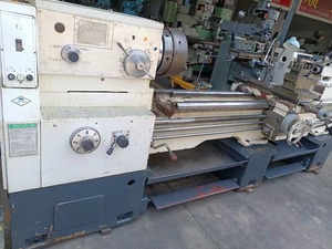 Tour horizontal manuel d'<span class=keywords><strong>occasion</strong></span> de haute qualité Good ShenYang 6266, 2 mètres, avec chariot 2000 mm - Prix - Product Image 2