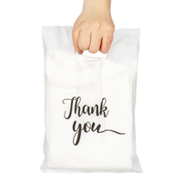 Vente en gros Sacs en plastique découpés à l'emporte-pièce avec logo pour le shopping au design personnalisé
