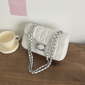 Sac bandoulière rétro en PU véritable pour femme, petit format, avec deux chaînes et fermeture éclair, nouveau modèle <span class=keywords><strong>printemps</strong></span> 2026, populaire auprès des influenceurs - Product Image 5