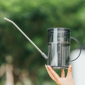 Regadera Rip de 1L Verde con Boquilla Larga para Jardinería y Uso Doméstico - Product Image 3