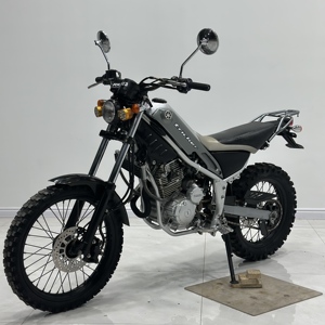 Motocicleta Yamaha Tricker <span class=keywords><strong>250</strong></span> Magician de 249cc, Refrigerada por Aire, SOHC, Monocilíndrica, 5 Velocidades, Manual, Todoterreno, Urbana, para Acrobacias y Desplazamientos - Product Image 4