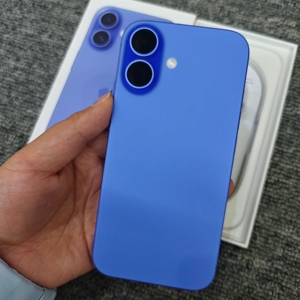 Telefono Cellulare 5G di Ultima Generazione con Grande Memoria, Schermo Ampio e Lunga Durata della Batteria, 99% Nuovo, Usato, 8GB RAM, Versione USA - Product Image 2