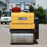Mini-compacteur routier à double tambour de 600 kg, petit compacteur de sol pour le compactage des routes et des terrains