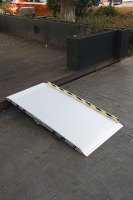 Nouvelle rampe pliante en aluminium pour fauteuil roulant avec seuil de porte, pour sols et escaliers