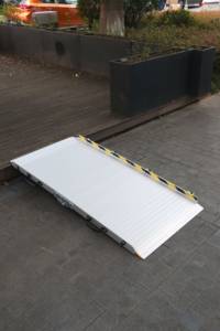 <span class=keywords><strong>Rampe</strong></span> pliable en aluminium facile à transporter, rampes et supports pratiques <span class=keywords><strong>pour</strong></span> moto - Product Image 4