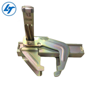 Pince <span class=keywords><strong>de</strong></span> serrage LT Peri, pince à cale pour <span class=keywords><strong>coffrage</strong></span> pressé, pour échafaudages <span class=keywords><strong>de</strong></span> construction en aluminium et béton - Product Image 1