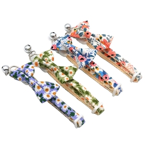 Collar de nailon con campana para gatos, collar colorido barato para mascotas, collar separable para perros pequeños, gatos, margaritas, lazo de mariposa Floral a cuadros - Product Image 4