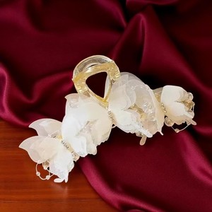 Offre Spéciale élégant papillon pinces à <span class=keywords><strong>cheveux</strong></span> perle décoré crabe griffe épingles à <span class=keywords><strong>cheveux</strong></span> blanc mariage <span class=keywords><strong>cheveux</strong></span> accessoires pour filles mère - Product Image 5