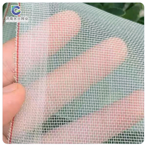 רשת הגנה מחרקים מפלסטיק HDPE עמידה וחזקה לעצי פרי בגינה, לחממות ולחקלאות - Product Image 5