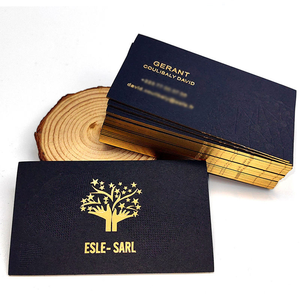 Cartes de visite carrées personnalisées de luxe en papier d'art premium avec gaufrage et vernis sélectif UV pour la promotion des petites entreprises et l'usage quotidien en bureau - Product Image 1