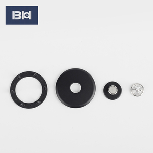 Différentes Tailles De Vêtement Magnétique Accessoire De perle et cristal bouton en métal doré - Product Image 2