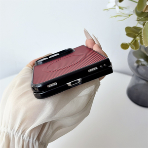 Étui de téléphone magnétique en fibre de carbone de luxe pour iPhone DUO, coque de protection pliable avec charge sans fil pour iPhone 18 Fold - Product Image 6