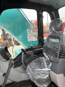 Excellent Condition Low Hours Used KOBELCO Sk210 for Sale - Product Image 4