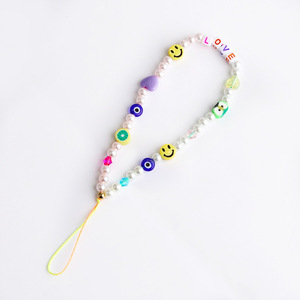 Vente chaude À La Main Coloré <span class=keywords><strong>Poterie</strong></span> Argile Perlé Poignet Longe De Mode Bohème Heureux Visage Initiale Perle Perles Téléphone Longe - Product Image 4